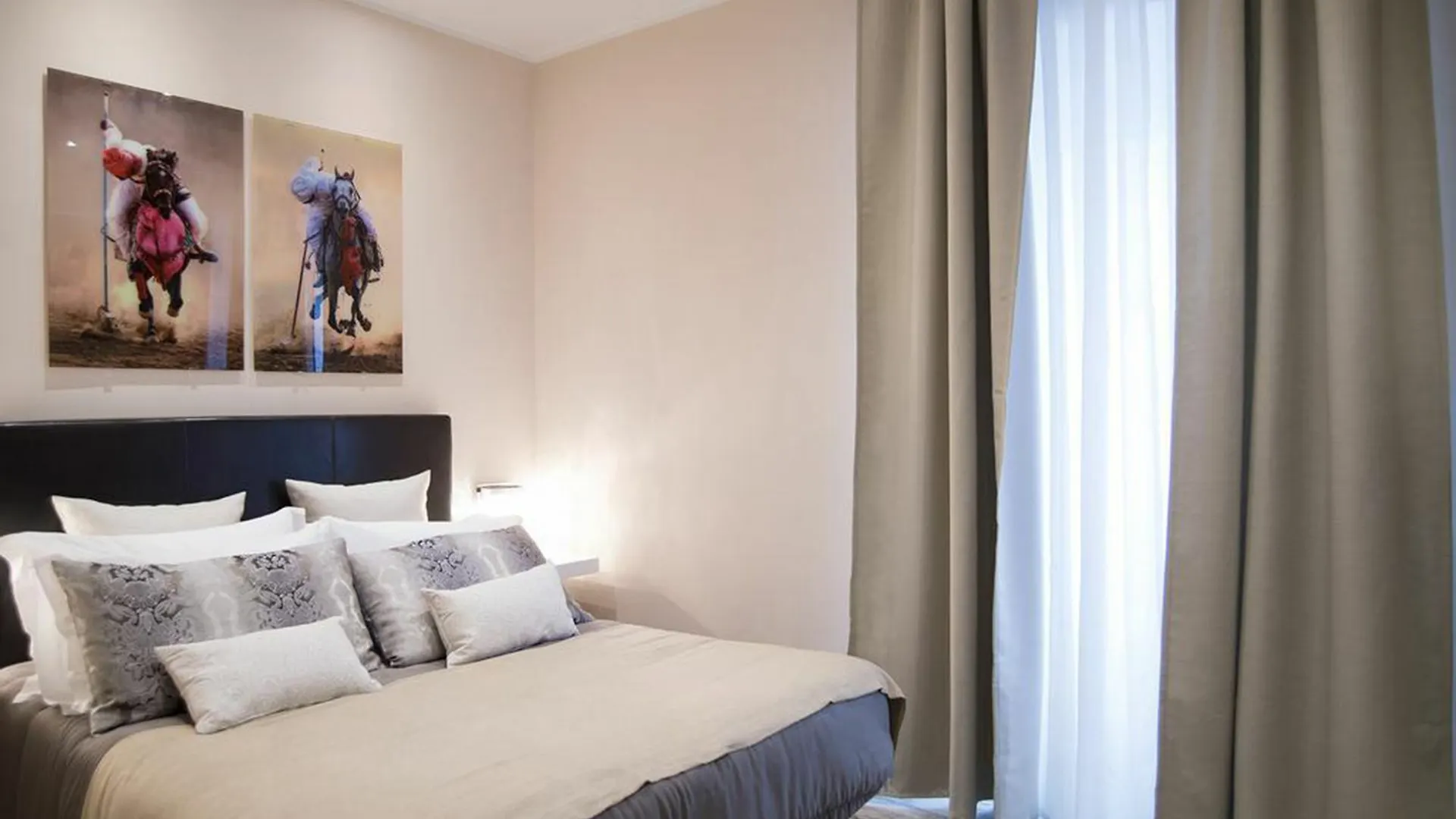 Hotel Colonna 18 By Ghor Rom Gasthof