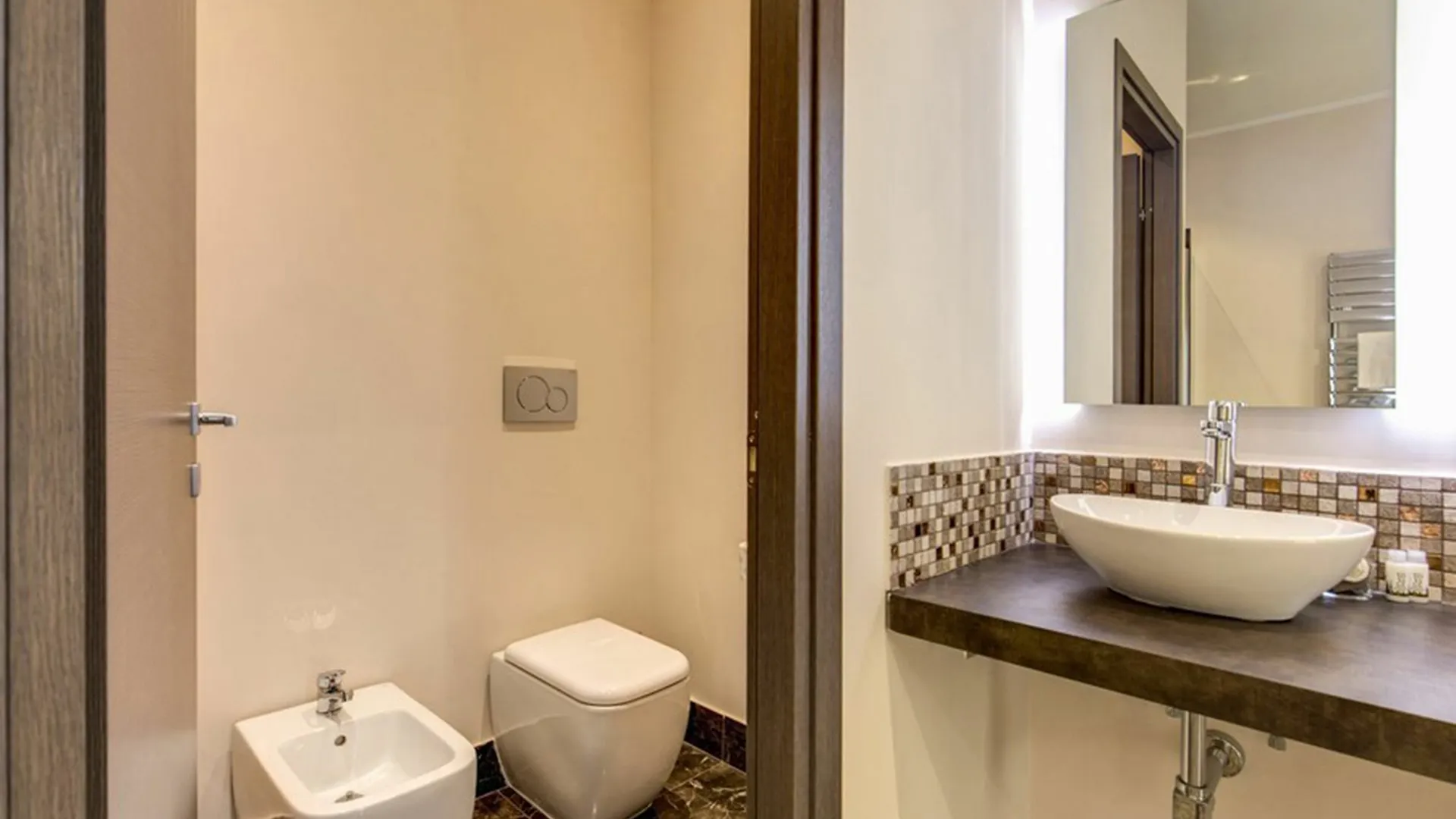 Hotel Colonna 18 Roma 2*,  Italia