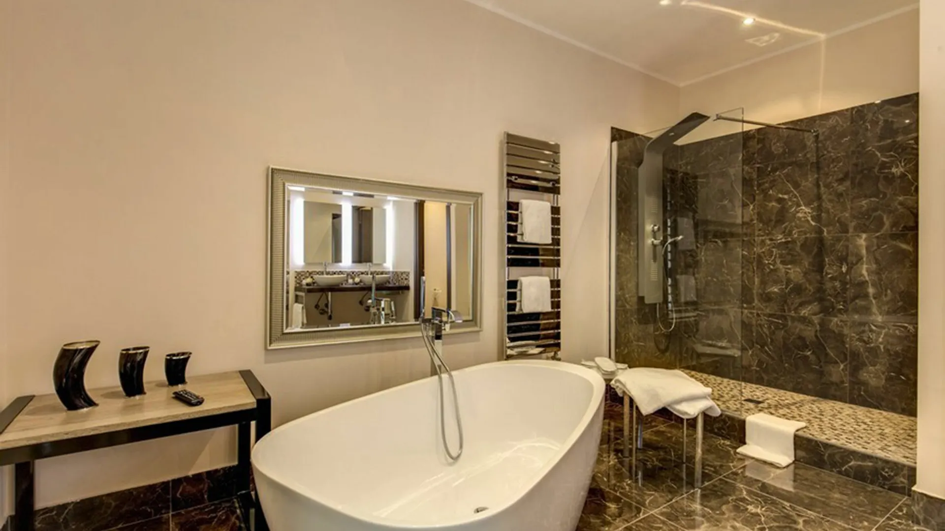 Colonna 18 By Ghor Hotel Roma Casa de hóspedes