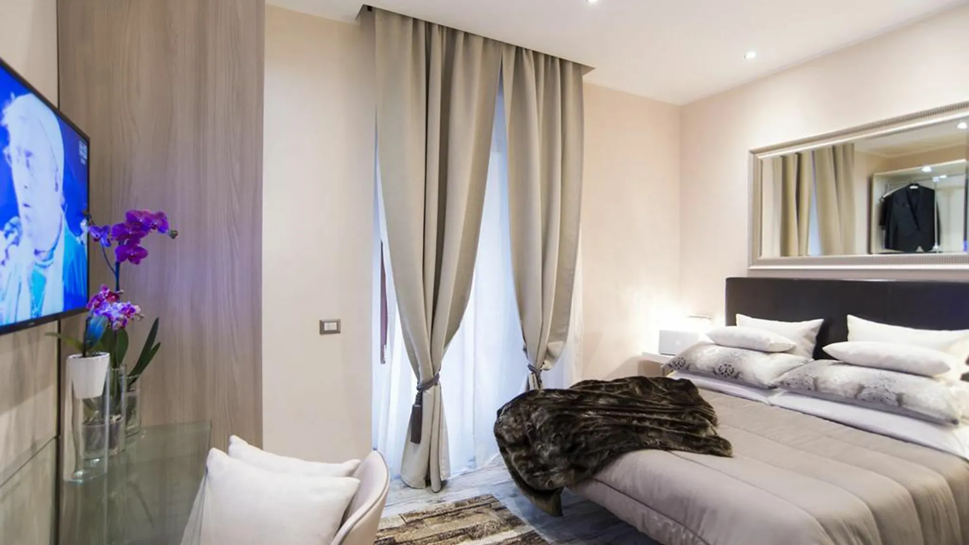 Colonna 18 By Ghor Hotel Roma 2*,