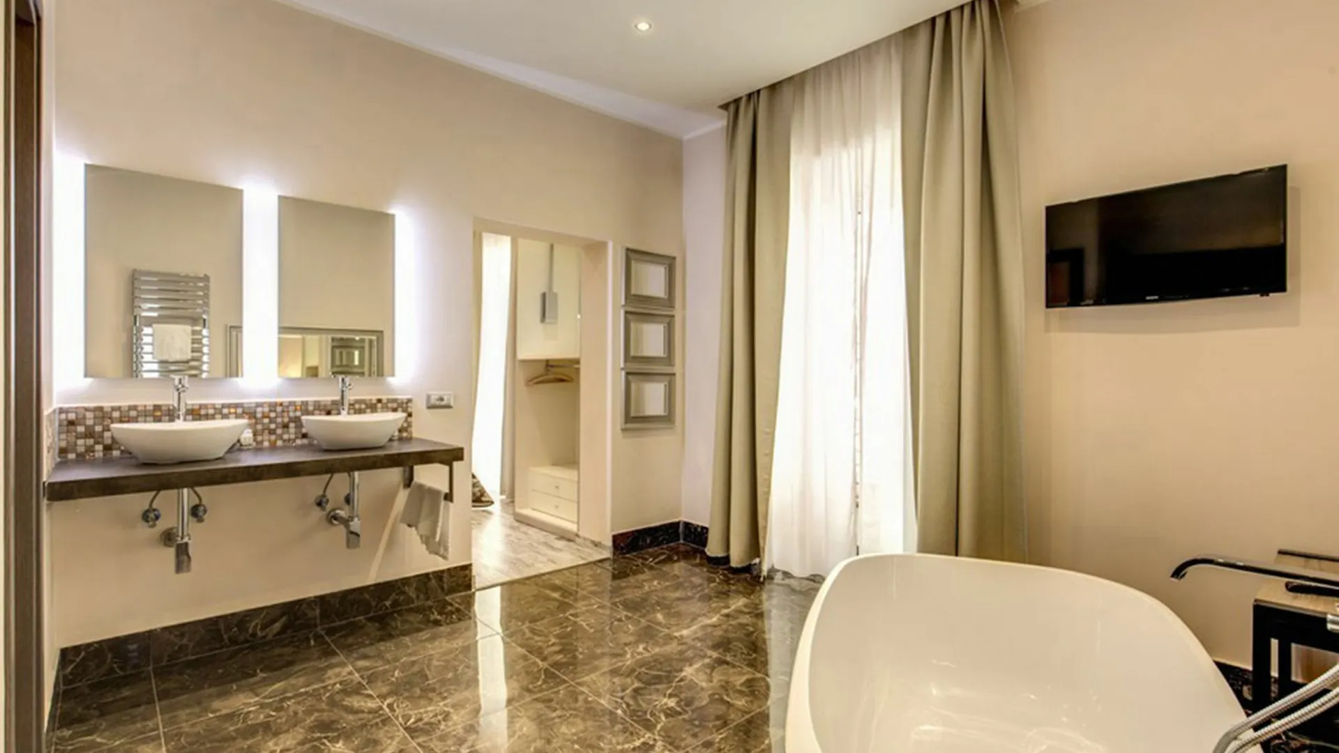 מלון רומא Colonna 18 By Ghor